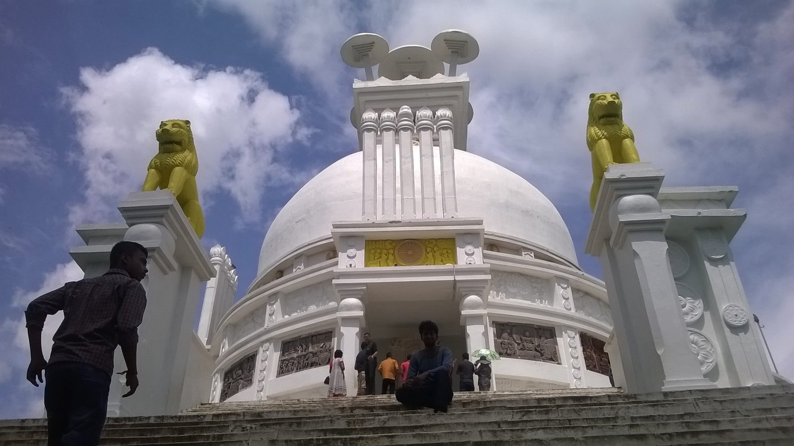 Dhauli Shanti Stupa, Odisha — Buddhist heritage